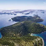 2 Bedroom Lovely In Kornati * Koromacna