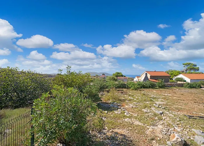 2 Bedroom Lovely In Kornati Koromašna
