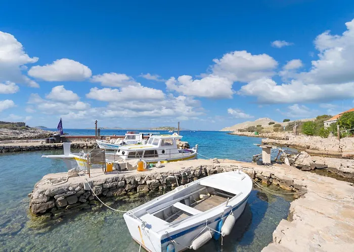 2 Bedroom Lovely In Kornati * Koromašna