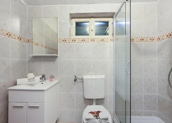 2 Bedroom Lovely In Kornati * Koromašna